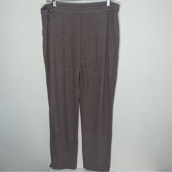 Weekends by Chicos CoziSoft Easy Drawstring Ankle Pants Size 2 / Large - Picture 3 of 7